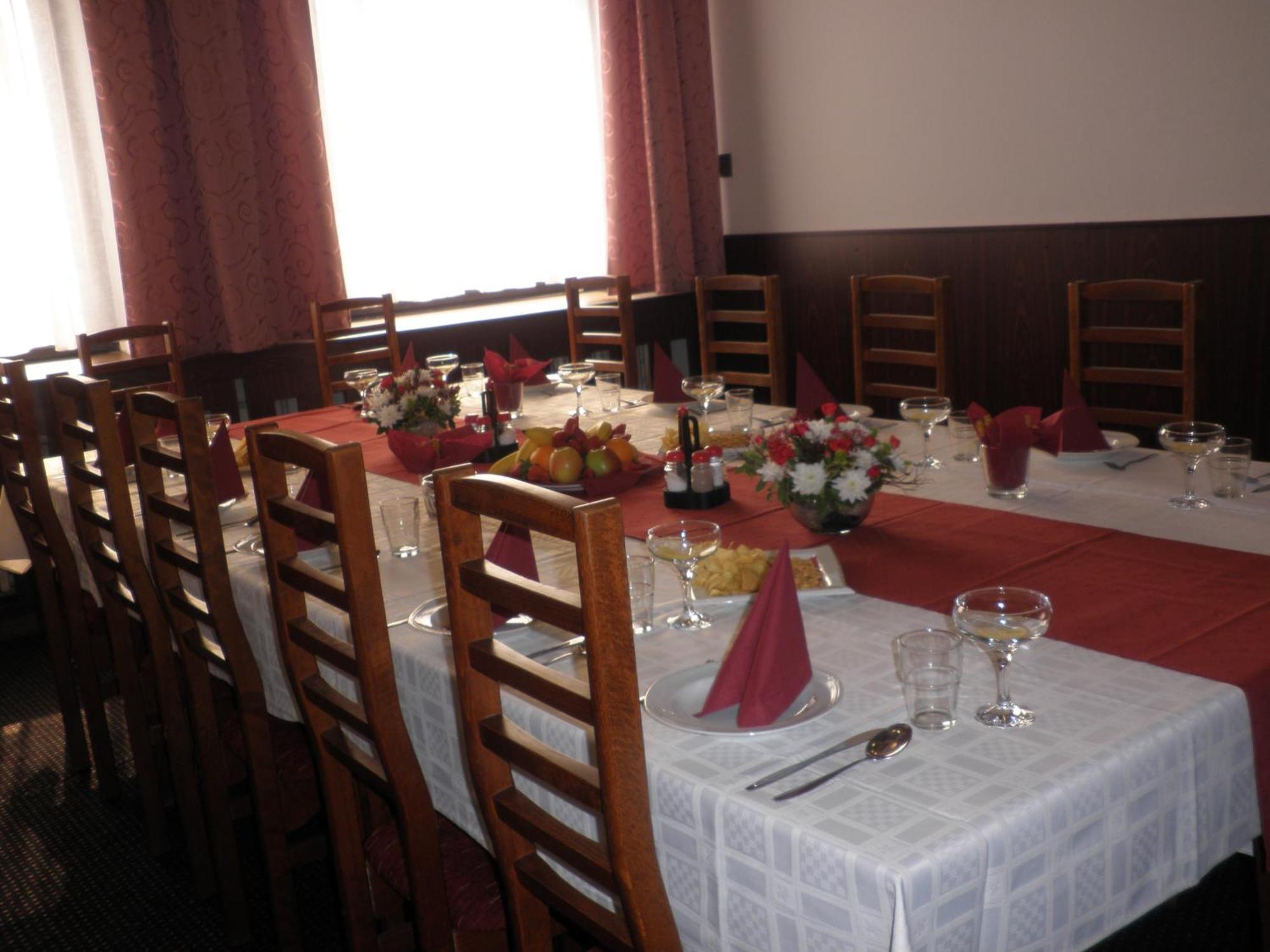 Hotel Isora Ostrava Eksteriør bilde